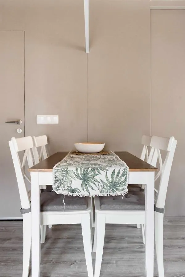 Revitalized Apartment In Historical Building Girona